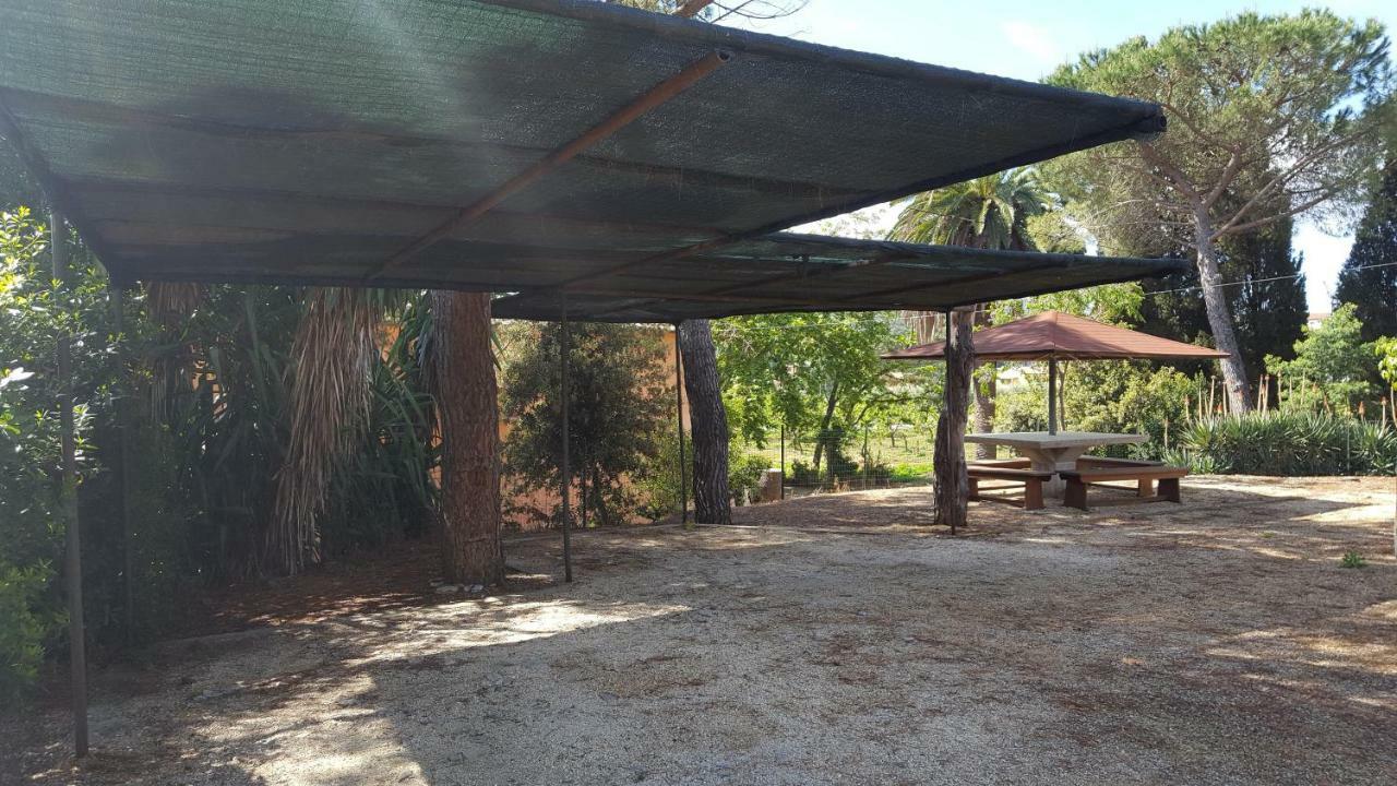 Agriturismo Rebua Porto Azzurro Kültér fotó