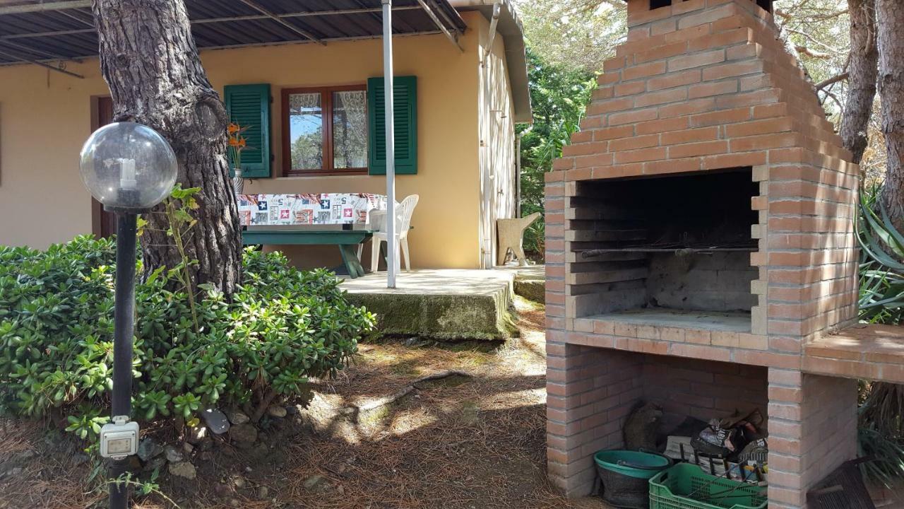 Agriturismo Rebua Porto Azzurro Kültér fotó