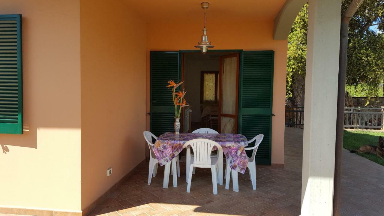 Agriturismo Rebua Porto Azzurro Kültér fotó